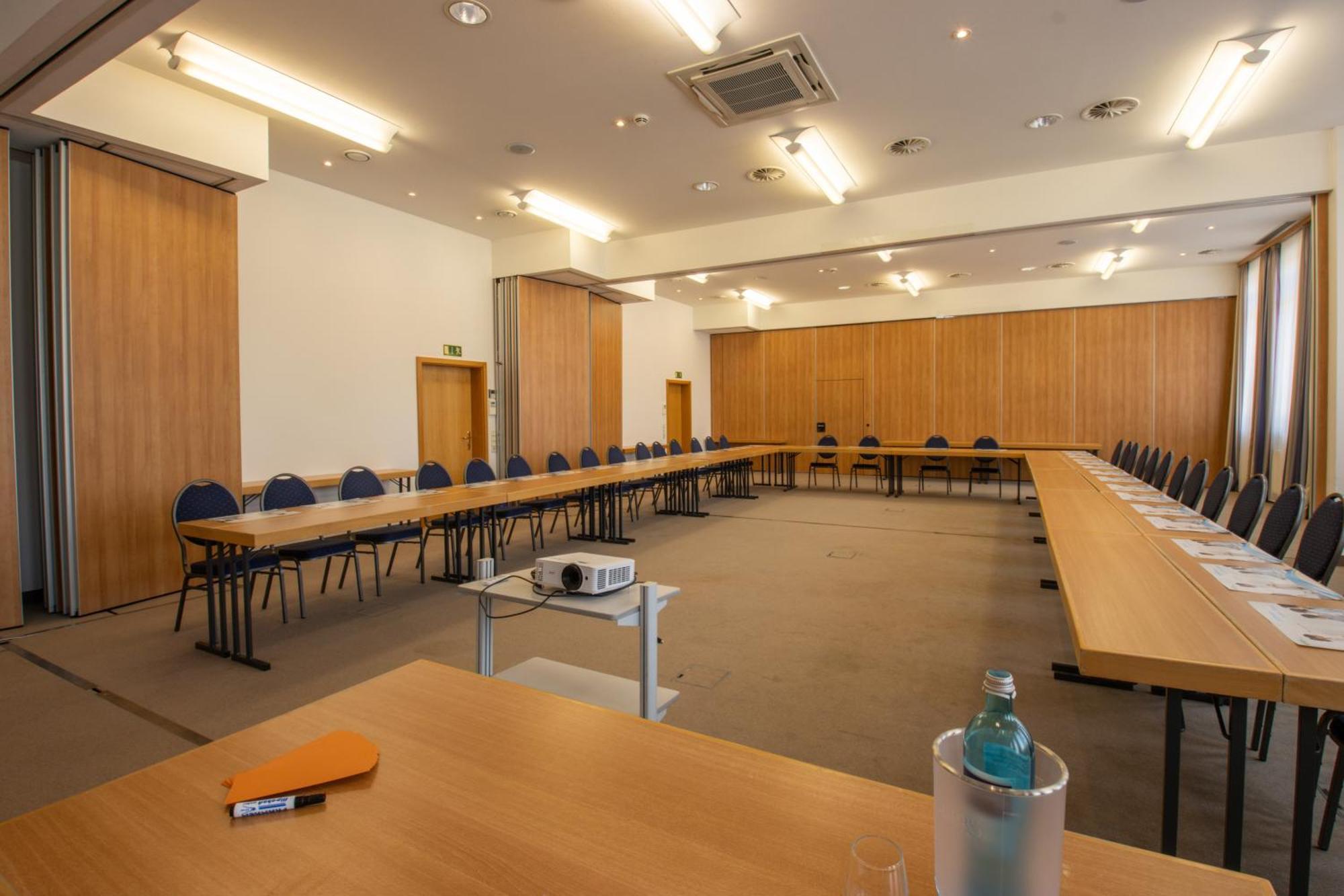 Päwesin Seehotel Bollmannsruh מראה חיצוני תמונה