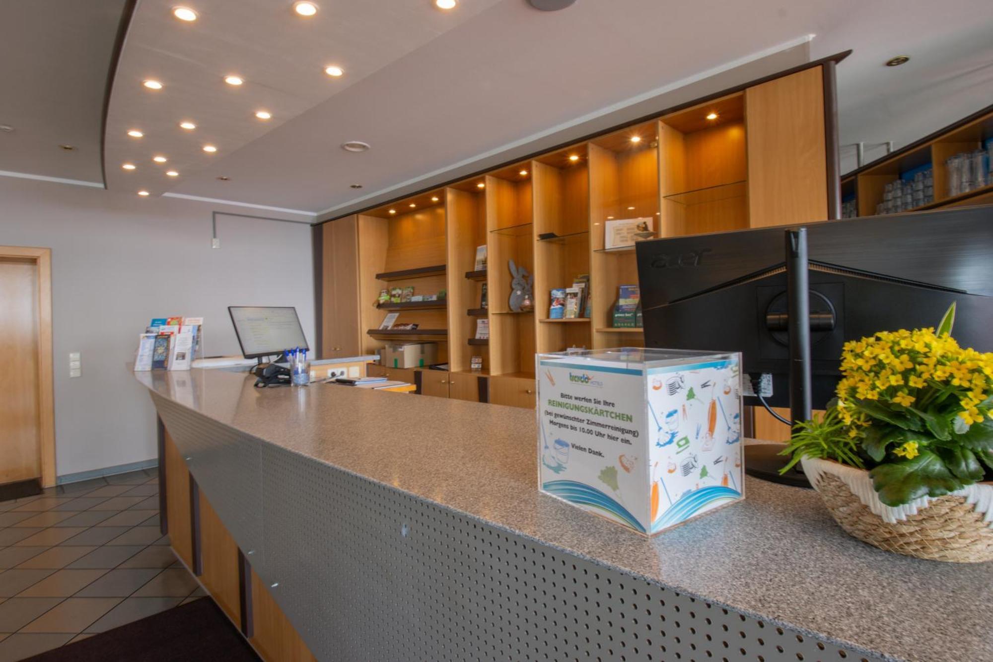 Päwesin Seehotel Bollmannsruh מראה חיצוני תמונה