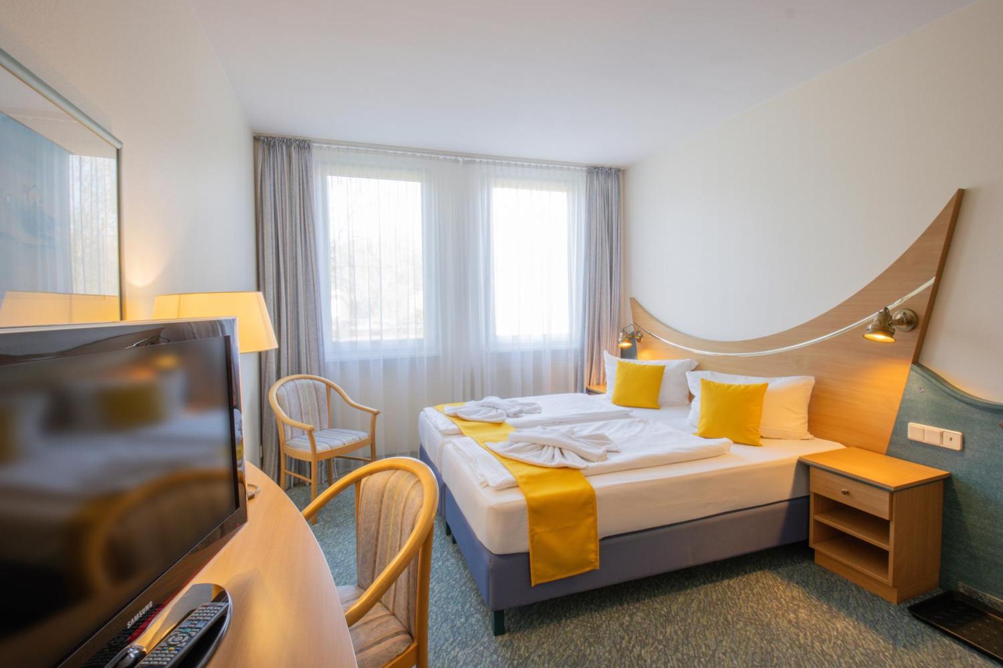Päwesin Seehotel Bollmannsruh מראה חיצוני תמונה