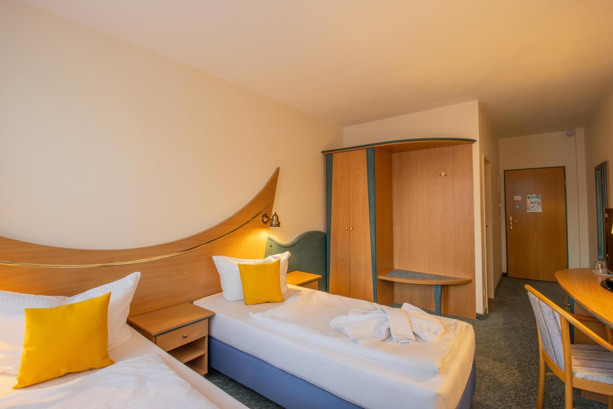 Päwesin Seehotel Bollmannsruh מראה חיצוני תמונה